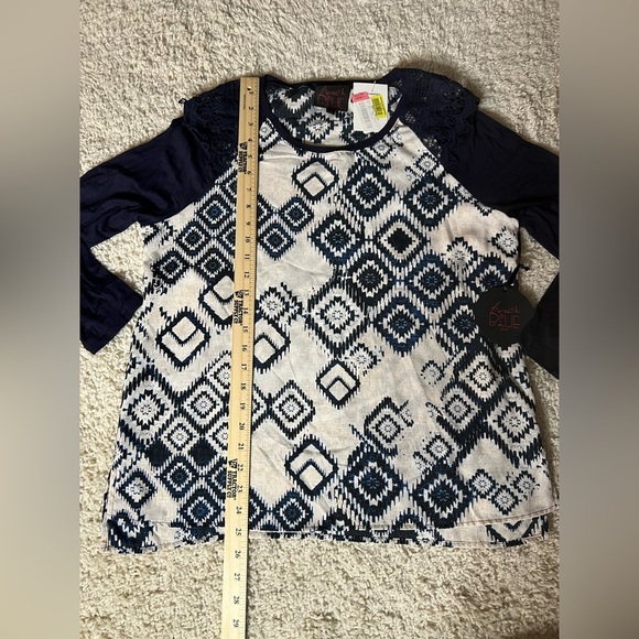 Women’s Petite Large French Blue Long Sleeve Blouse NWT - Picture 4 of 8